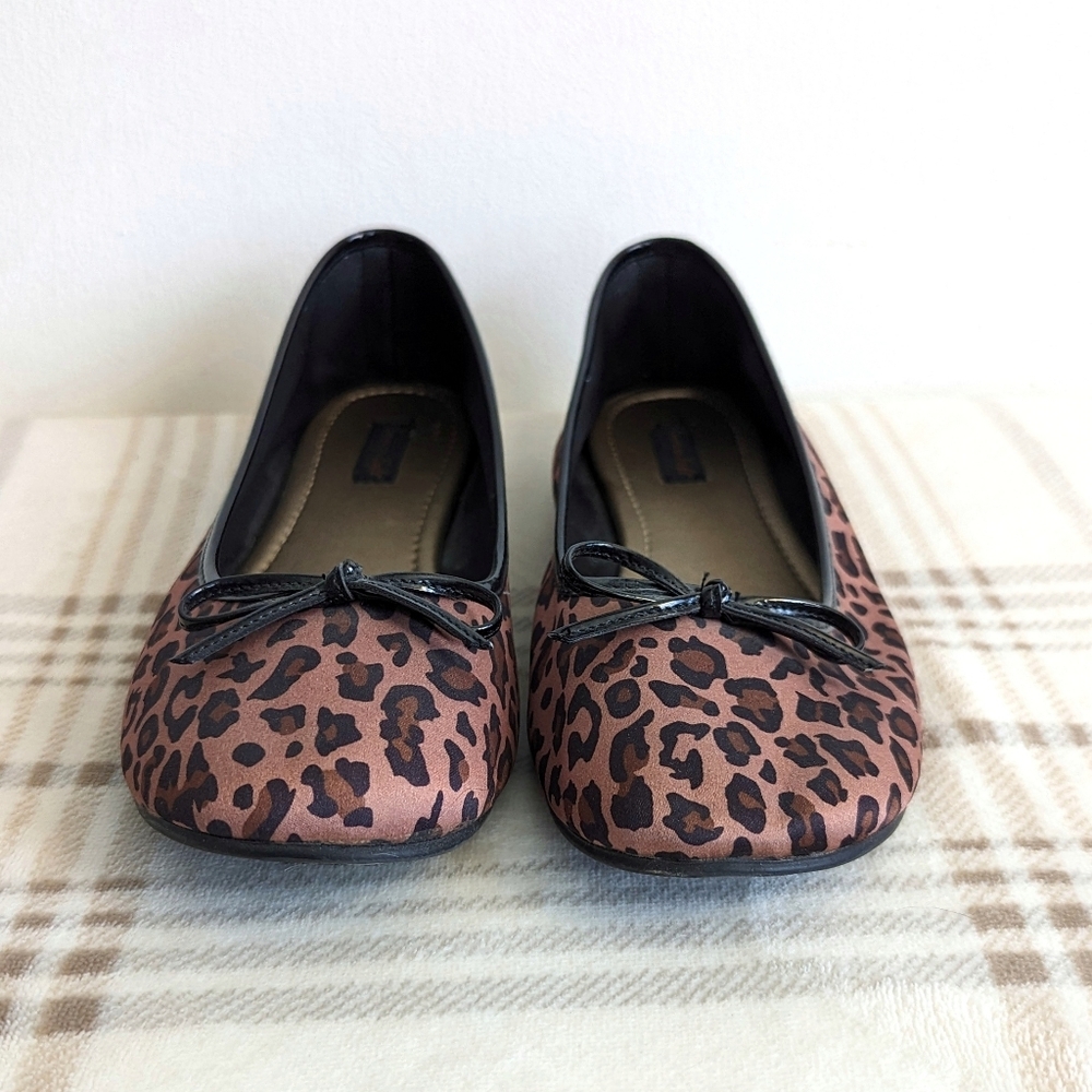American Eagle Animal Print Ballet Flats - Picture 2 of 9